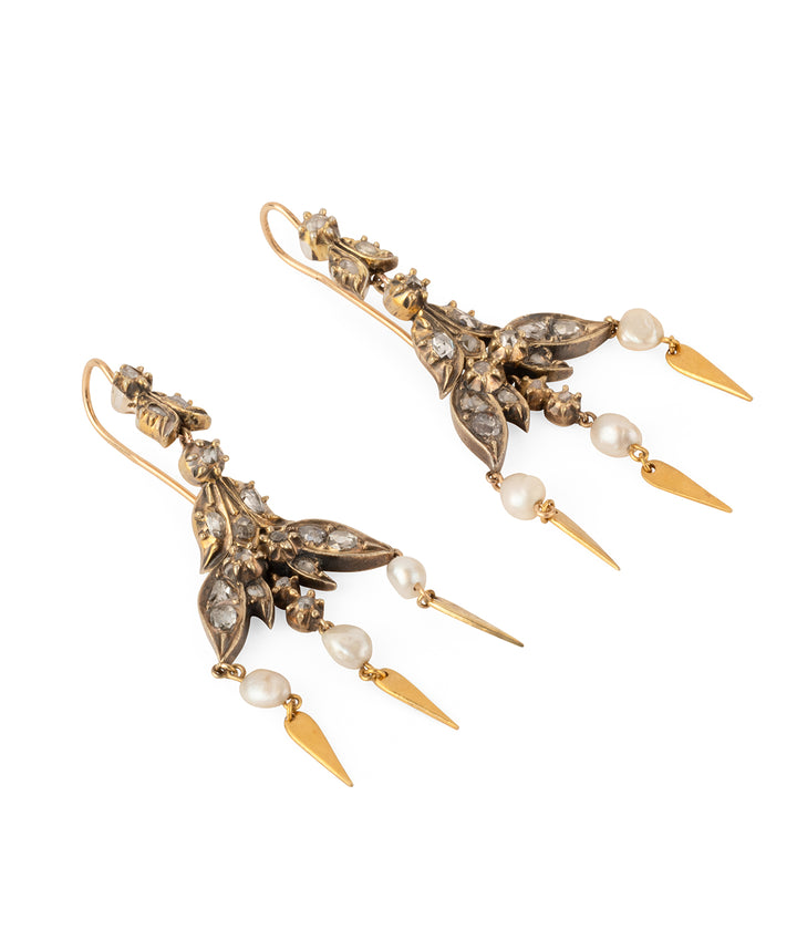 Antique-earrings-18k-gold-pearls-Pavak-Caillou-Paris