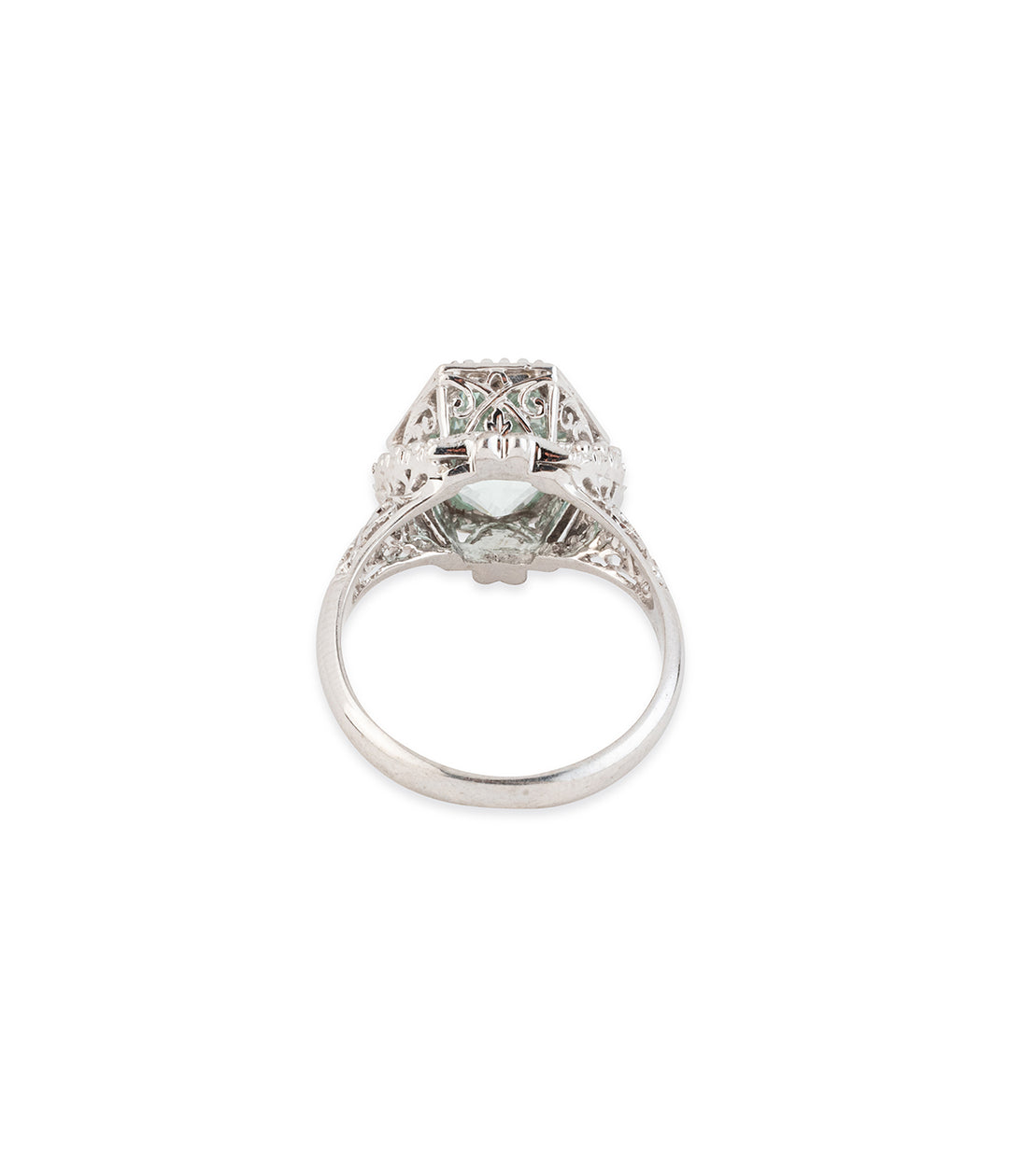 Antique-engagement-ring-aquamarine-Volia