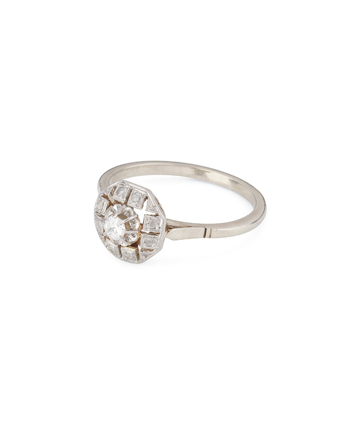 Antique-engagement-ring-diamonds-Ayo-Caillou-Paris