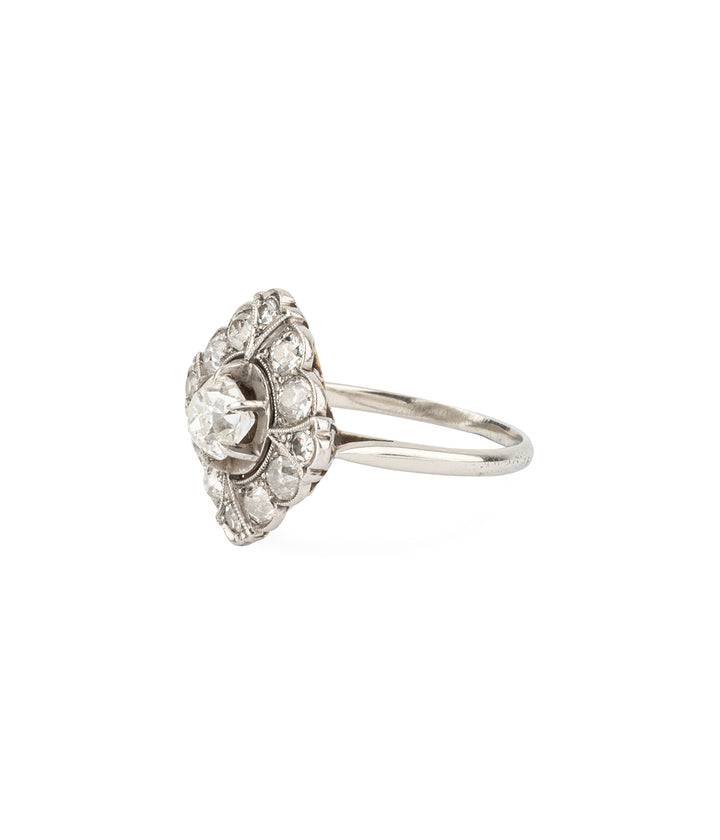 Antique-engagement-ring-gold-diamonds-Hikma-Caillou-Paris