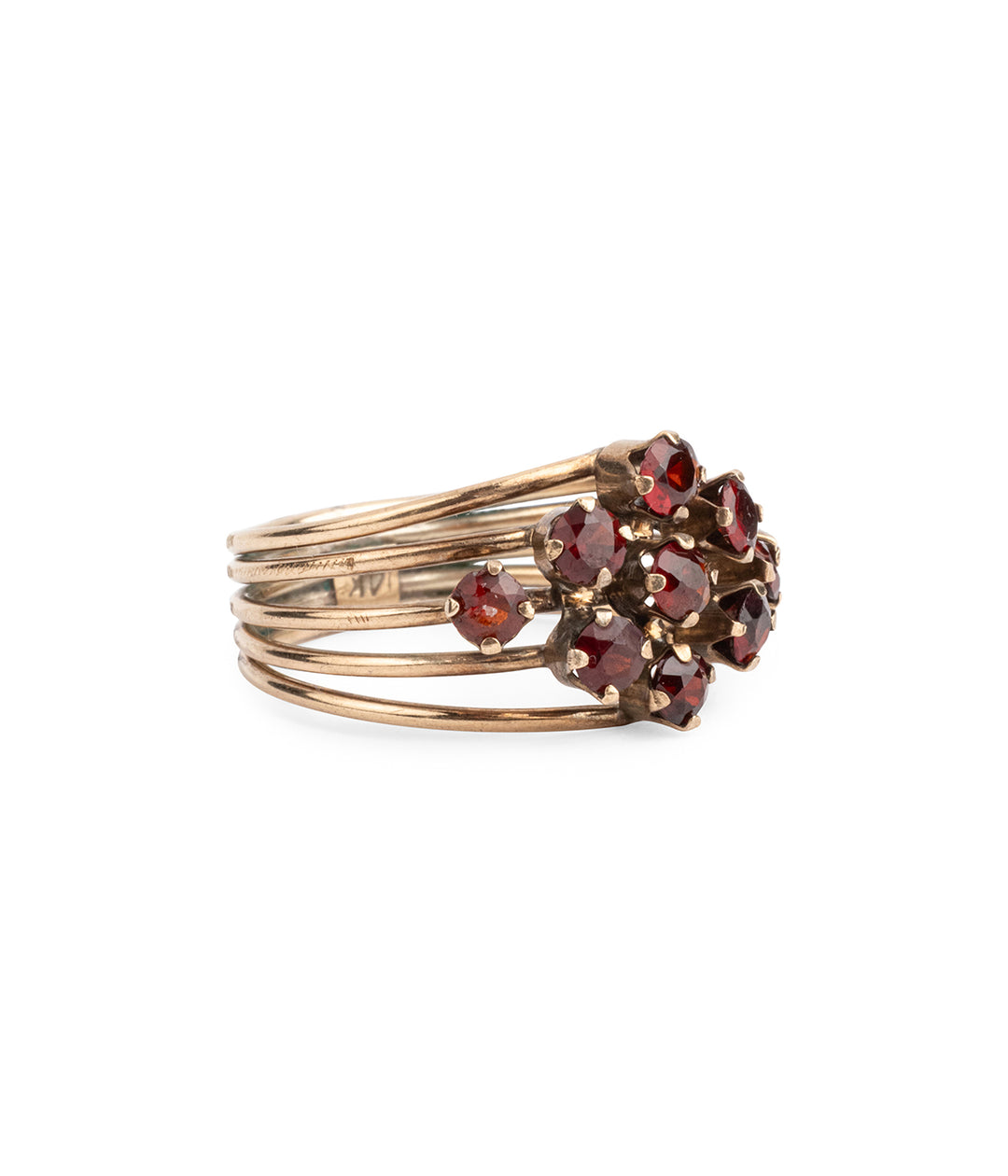 Antique-garnet-ring-18K-gold-Cyrice