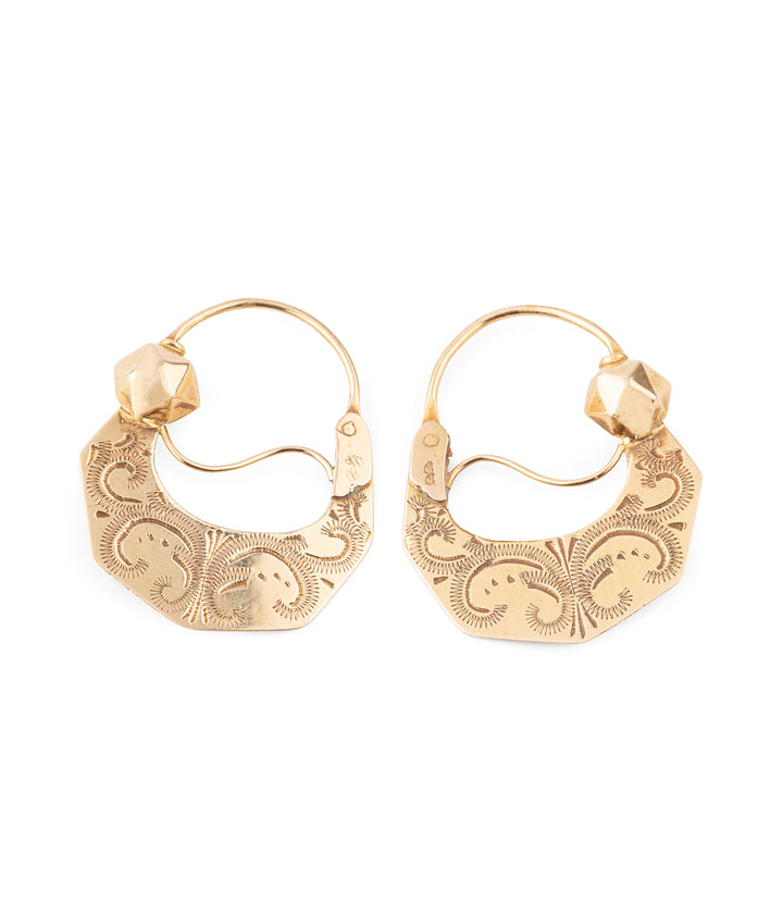 Antique-gold-earrings-French-antiques-Baya-Caillou-Paris
