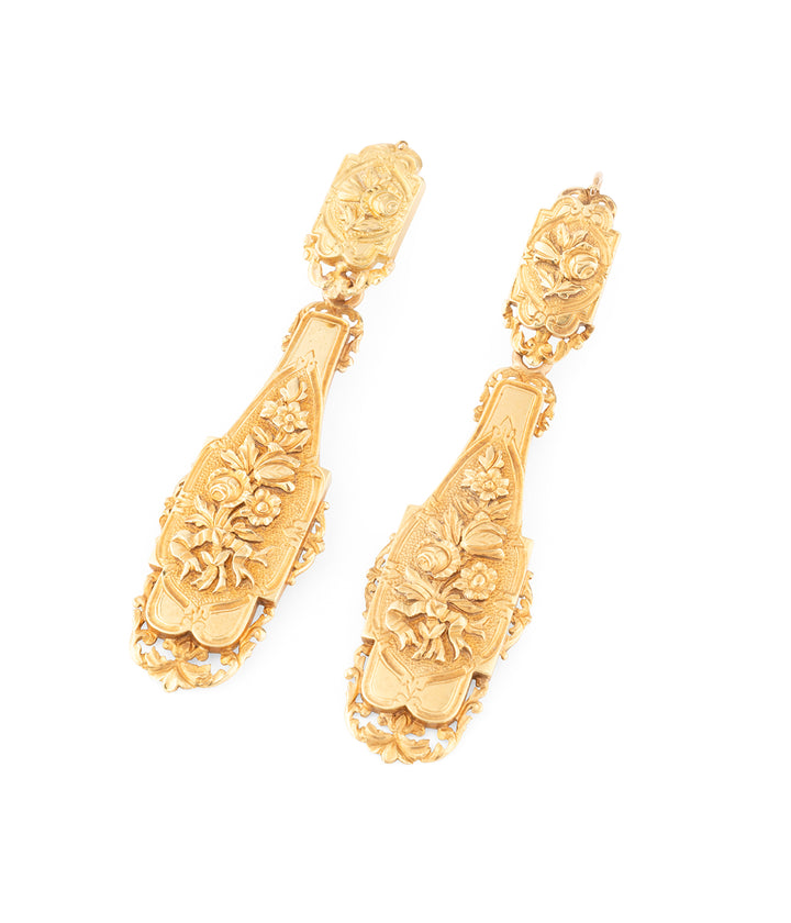 Antique-gold-earrings-Guinal-Caillou-Paris