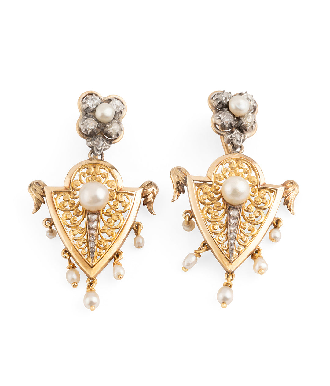 Antique-gold-earrings-pearl-diamonds-Chapala-Caillou-Paris