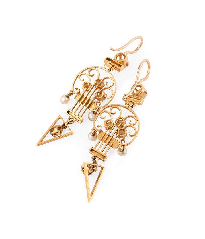 Antique-gold-earrings-pearls-Yoki-Caillou-Paris
