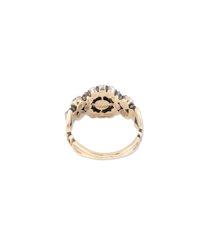 Antique-gold-ring-diamonds-emerald-Danie
