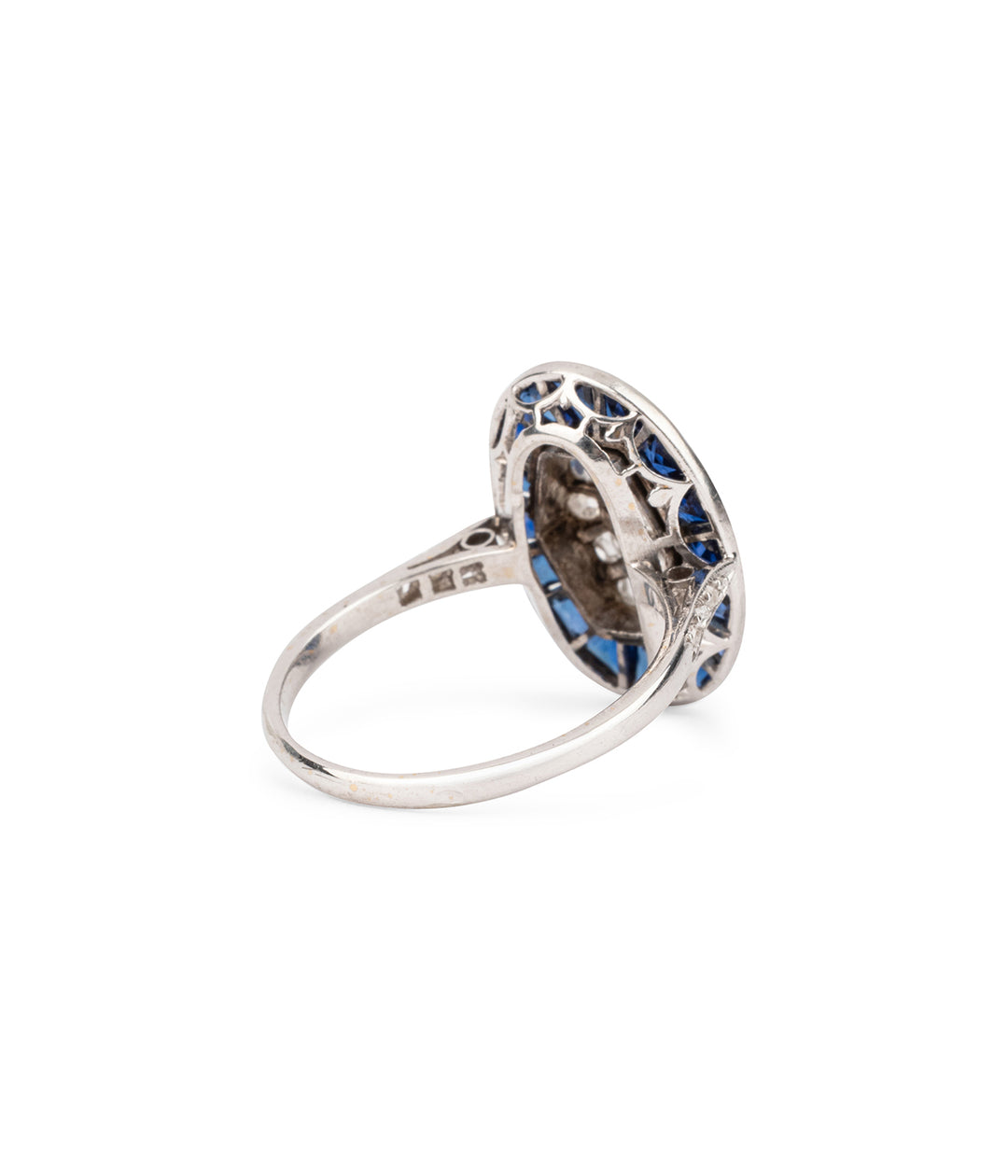Antique-gold-ring-diamonds-sapphires-Elia-Caillou-Paris
