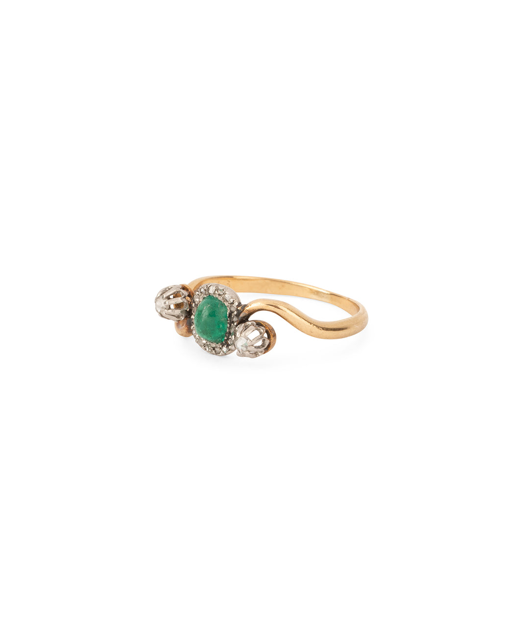 Antique-gold-ring-emerald-diamonds-Vikli-Caillou-Paris
