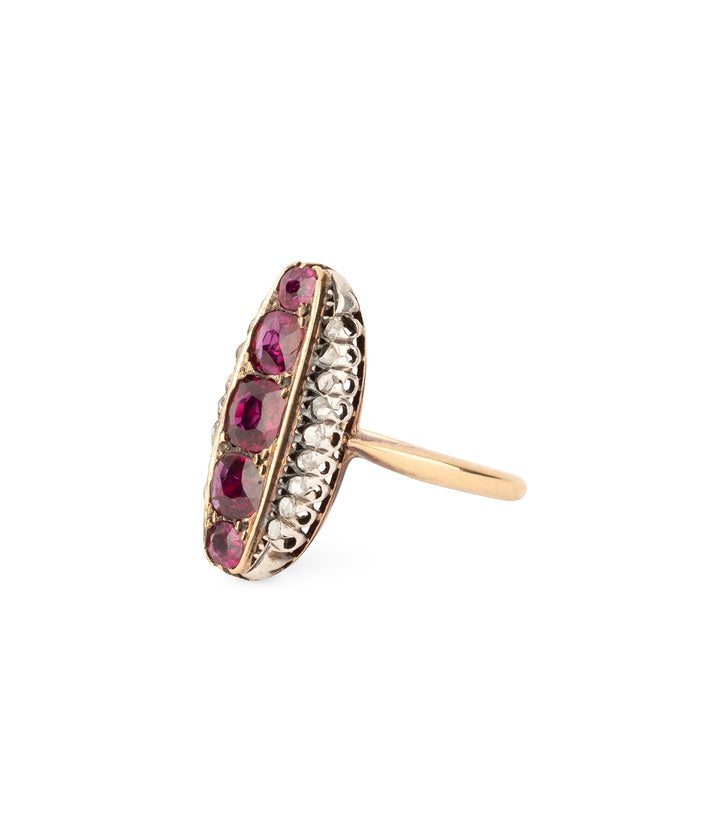 Antique-gold-ring-rubies-Manua-Caillou-Paris
