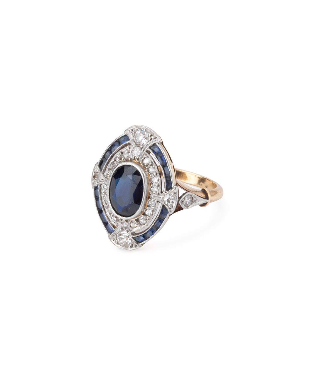 Antique-gold-ring-sapphires-diamonds-Leilia-Caillou-Paris