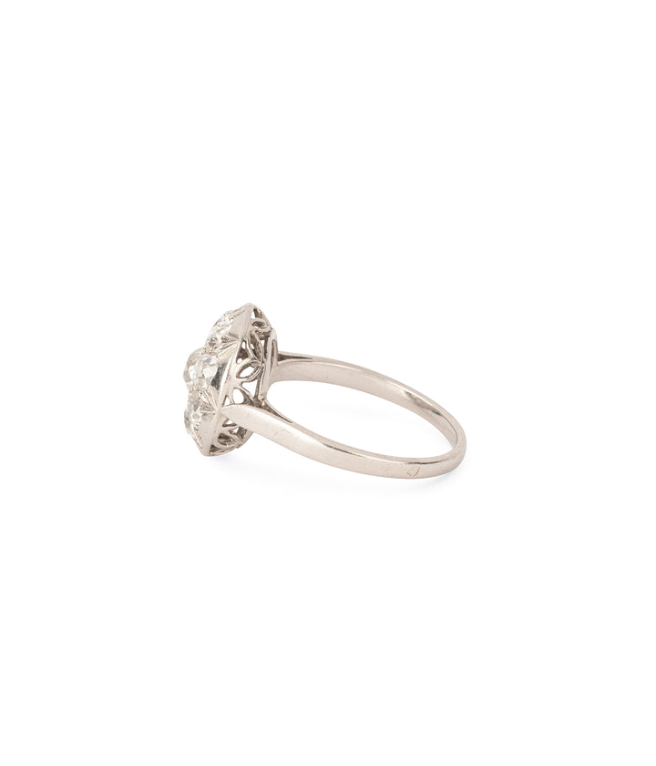 Antique-platinum-ring-diamonds-Deena-Caillou-Paris