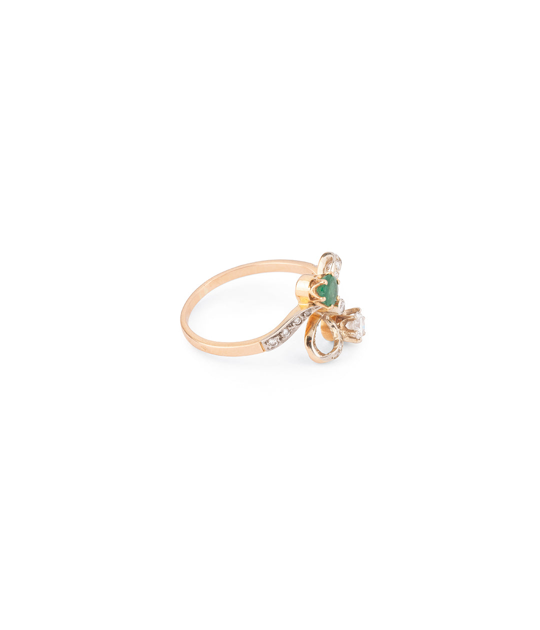 Antique ribbon ring emerald "Vania" -Caillou Paris