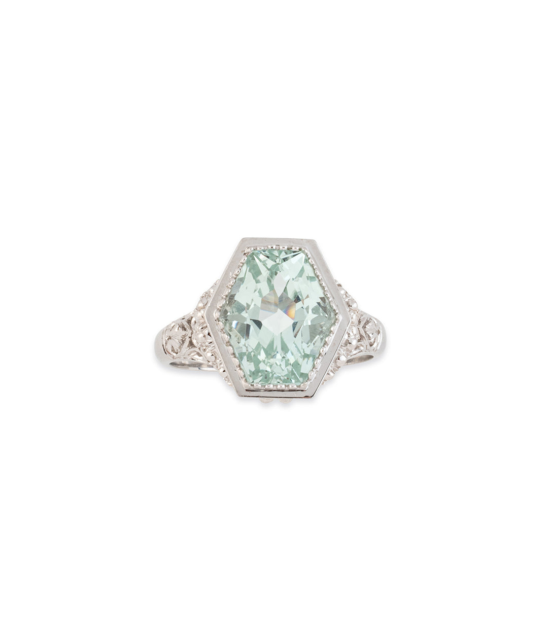 Antique-ring-aquamarine-white-gold-Volia