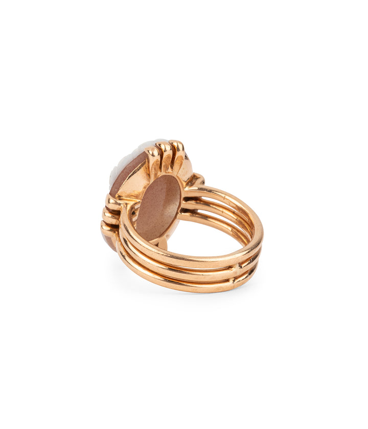 Antique-ring-cameo-18k-gold-Elza-Caillou-Paris