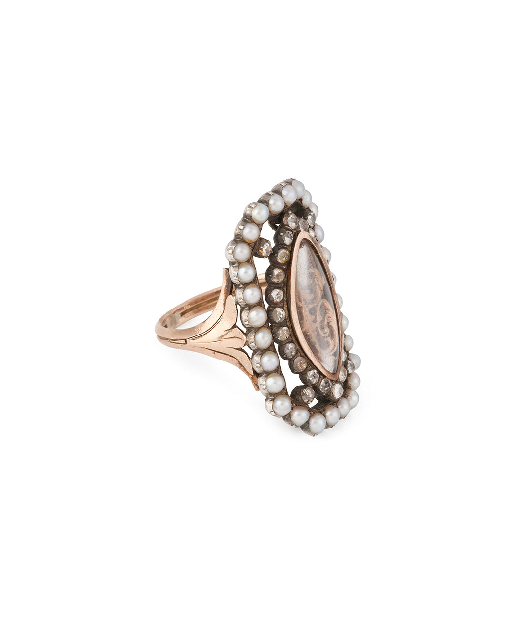 Antique-sentiment-ring-braidedhair-pearls-Nadia-Caillou-Paris