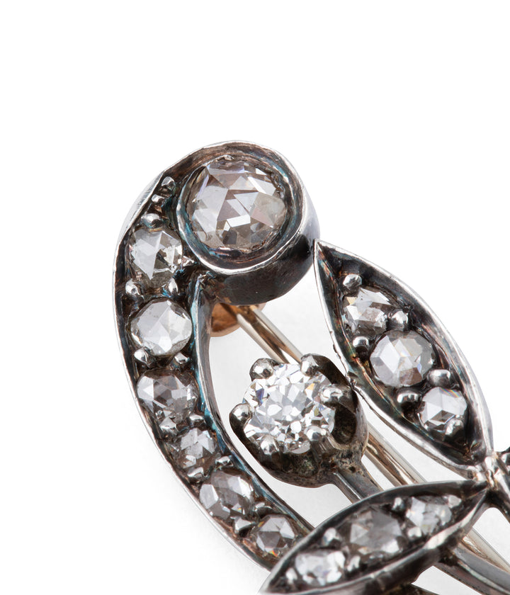 Antique-silver-brooch-diamonds-Lenia-Caillou-Paris