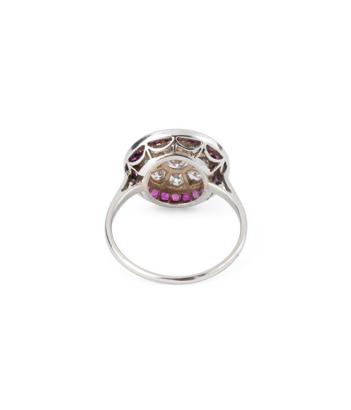Antique-target-ring-diamonds-rubies-Lee-Caillou-Paris