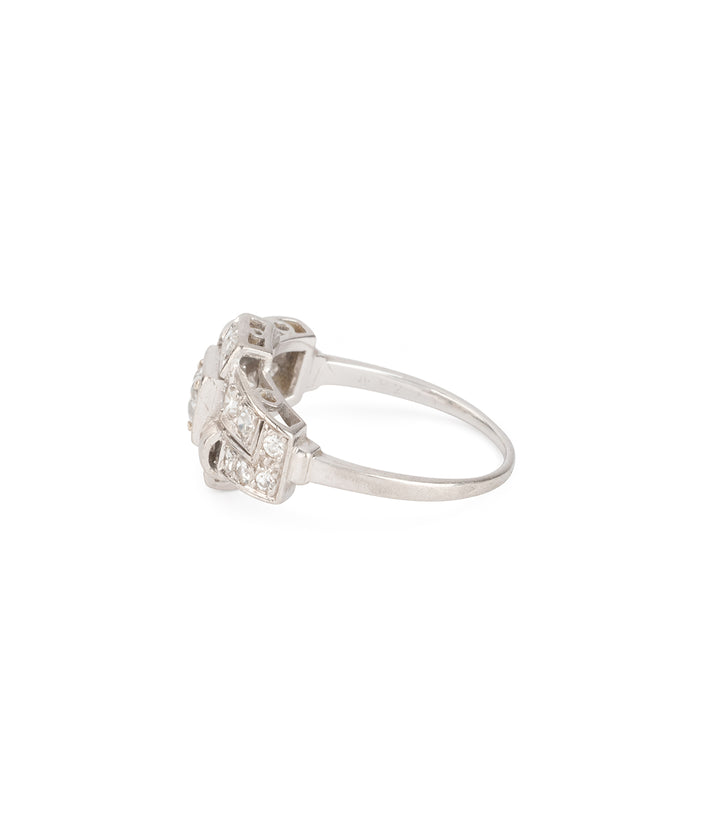 Art-deco-engagement-ring-Yori-Caillou-Paris
