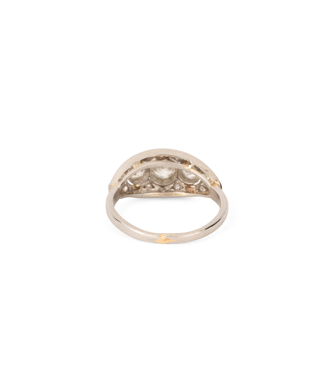 Art-deco-ring-18k-gold-diamonds-Lazaro-Caillou-Paris