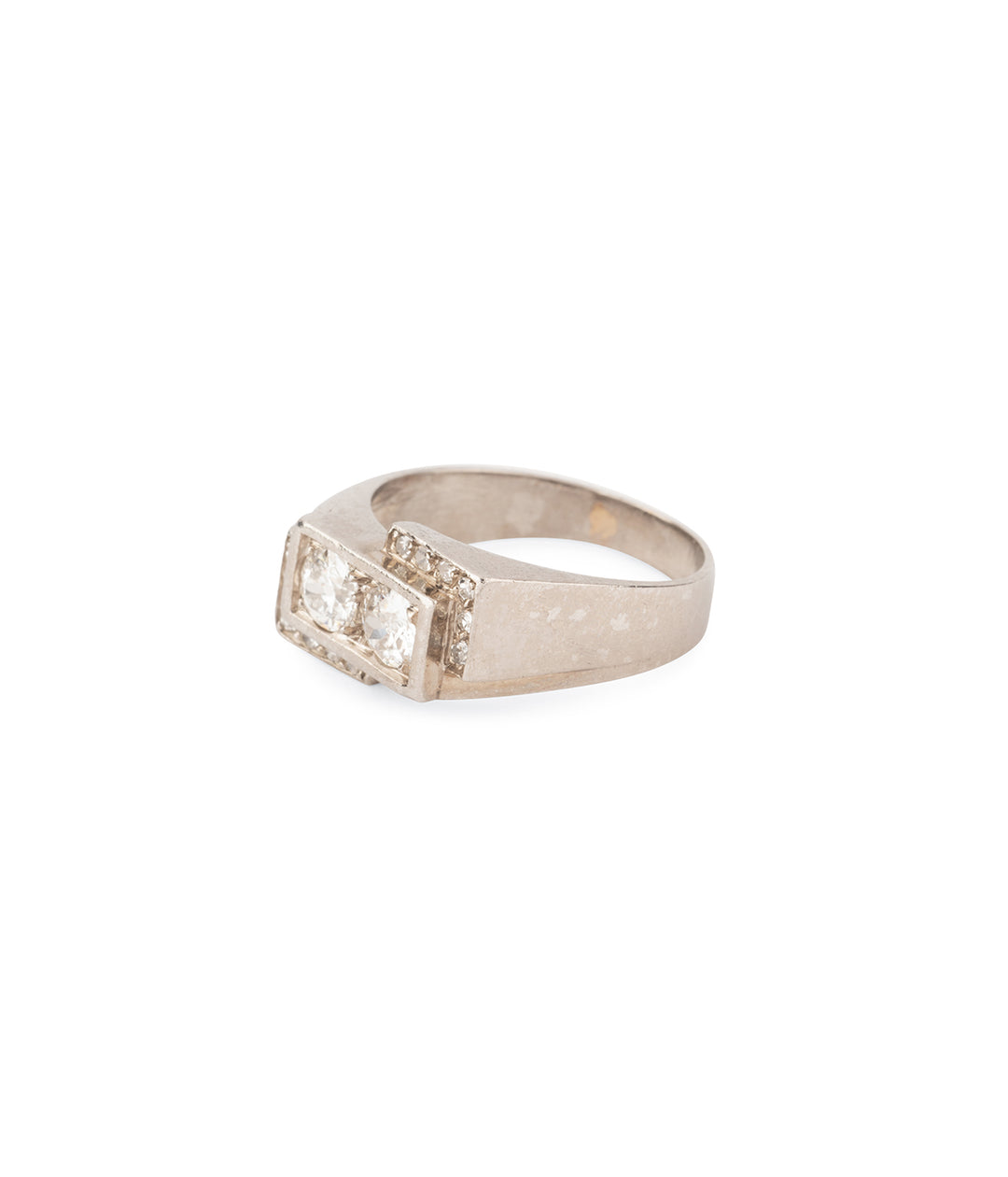 Art-deco-ring-platinum-diamonds-Massia-Caillou-Paris