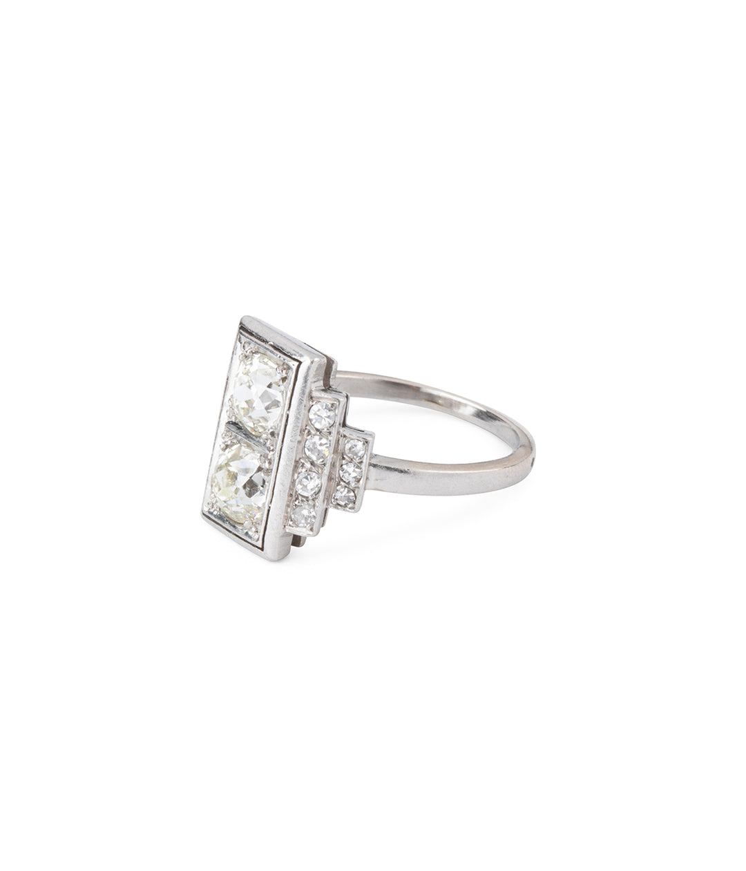 Art-deco-ring-platinum-diamonds-Viera-Caillou-Paris