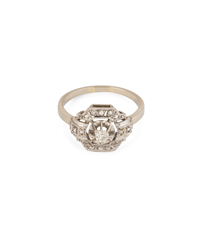 Bague-Art-deco-diamants-Carita-Caillou-Paris