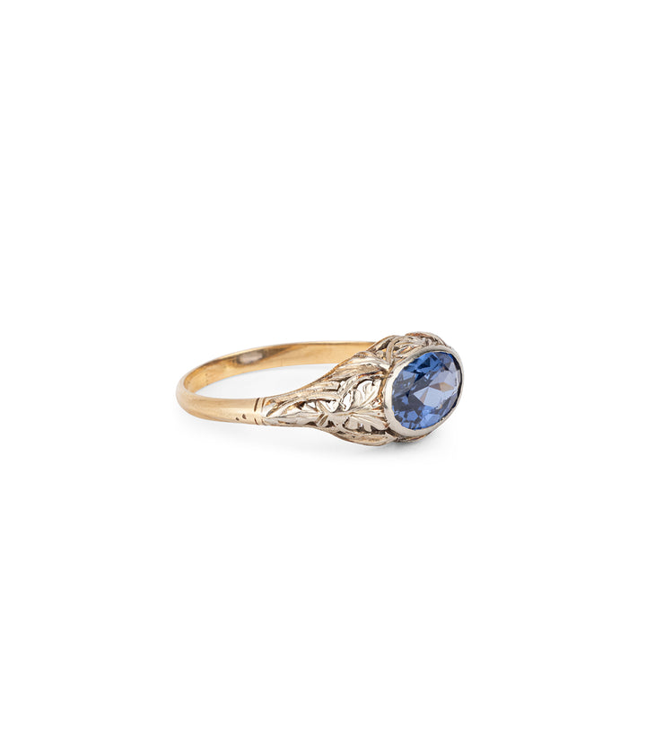 Bague-Art-deco-saphir-Kay-Caillou-Paris