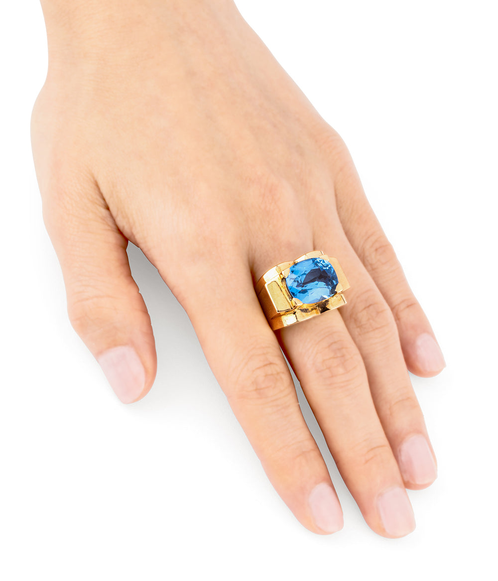 Bague-Tank-spinelle-or-18-carats-Deva-Caillou-Paris