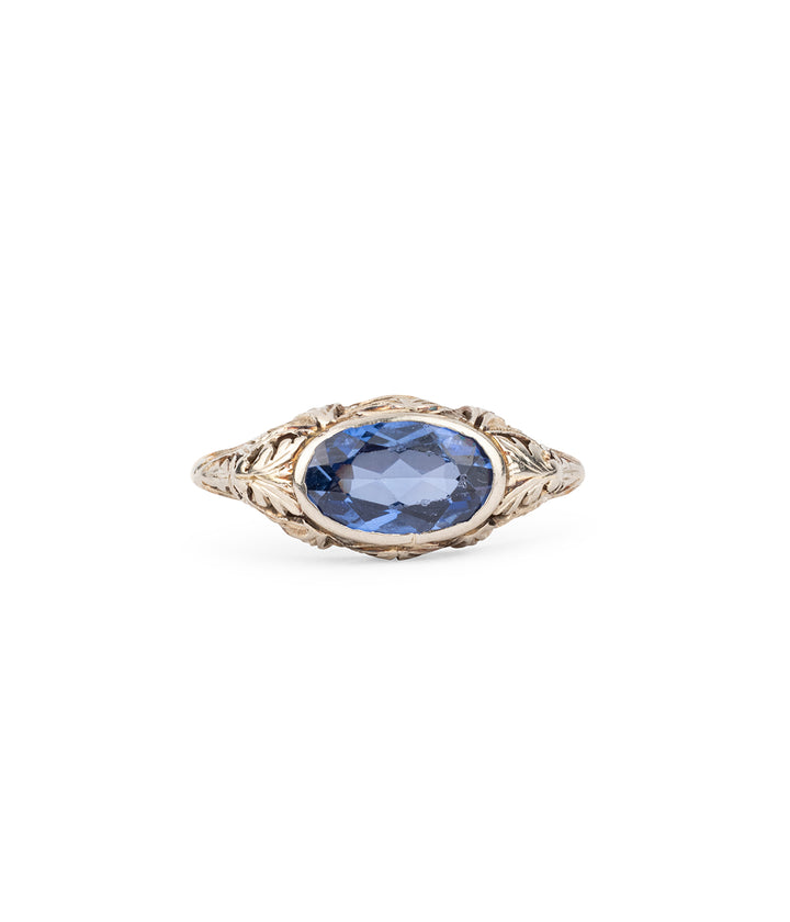 Bague-ancienne-saphir-Kay-Caillou-Paris