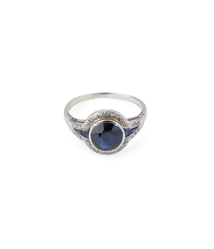 Bague-ancienne-saphirs-diamants-or-18-carats-Faten-Caillou-Paris