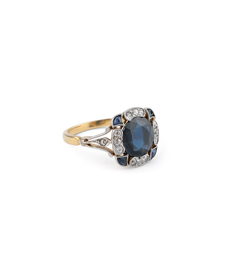 Bague Ancienne En Or Plaqué Avec Rubis, émeraude, Saphir Et Zircon - Taille 53