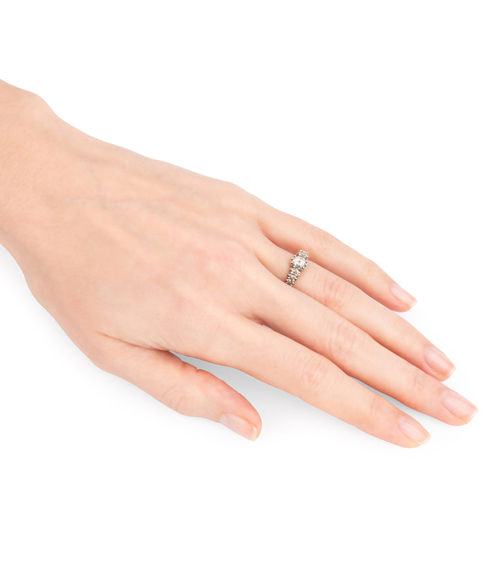 Bague-jarretiere-ancienne-diamants-Kristos