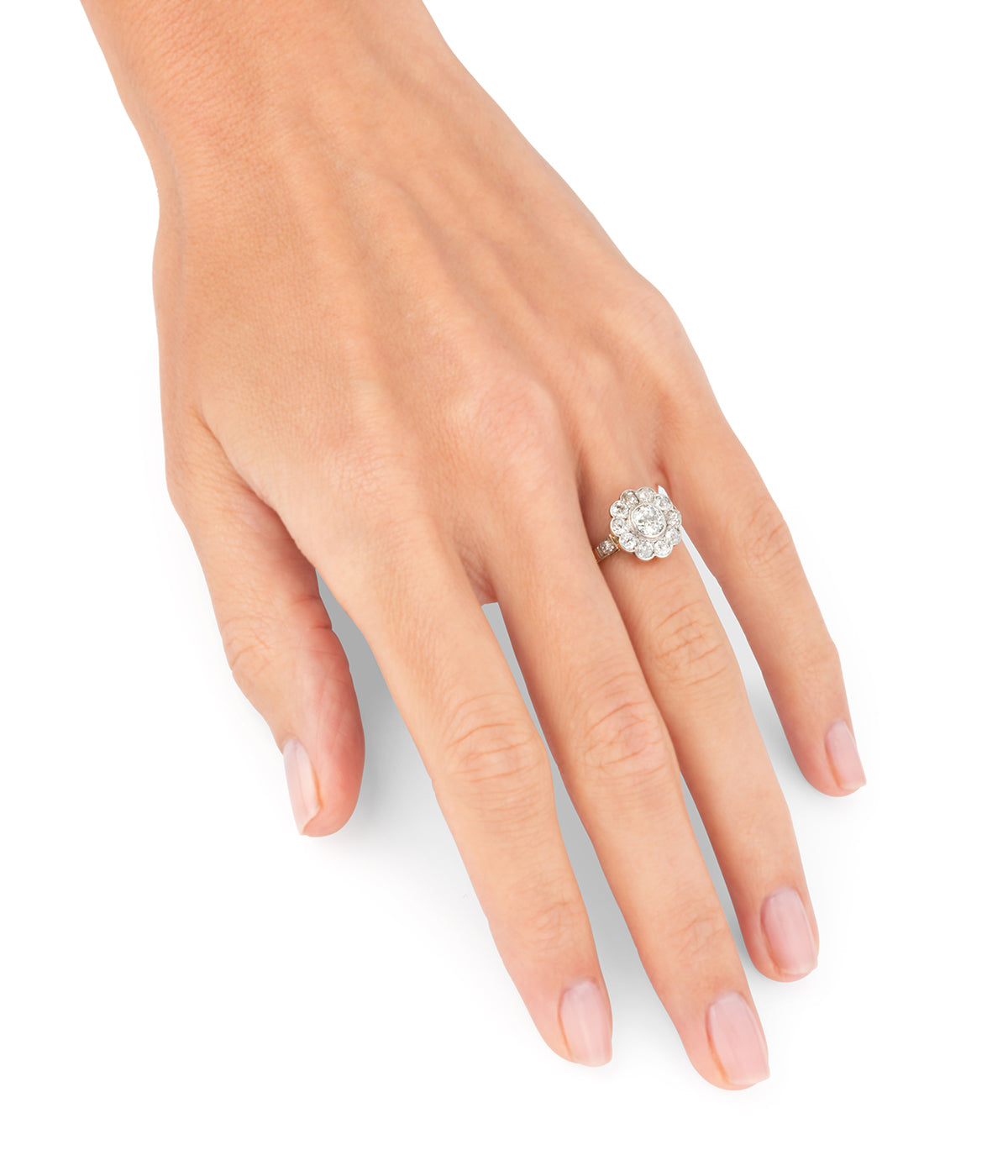 Bague-marguerite-ancienne-or-diamants-Aata-Caillou-Paris