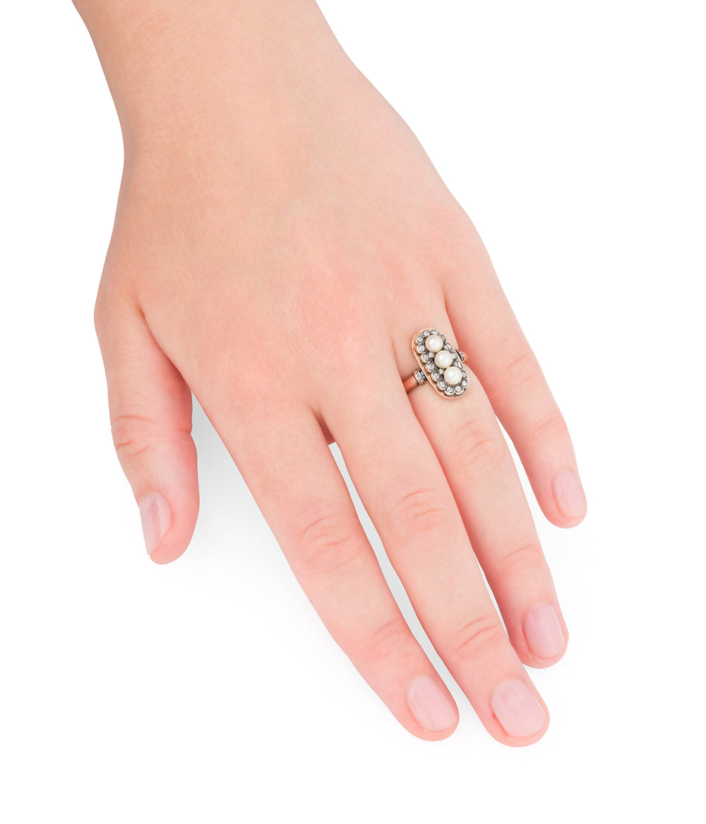 Bague-marquise-ancienne-perles-diamants-Julle-Caillou-Paris