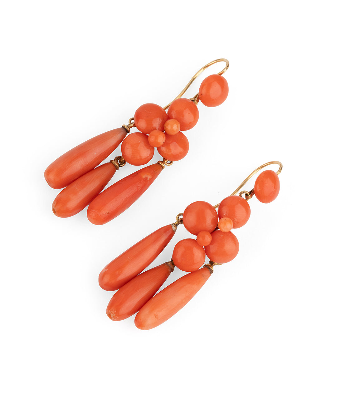 Boucles-oreilles-Napoleon-III-corail-Sennan-Caillou-Paris