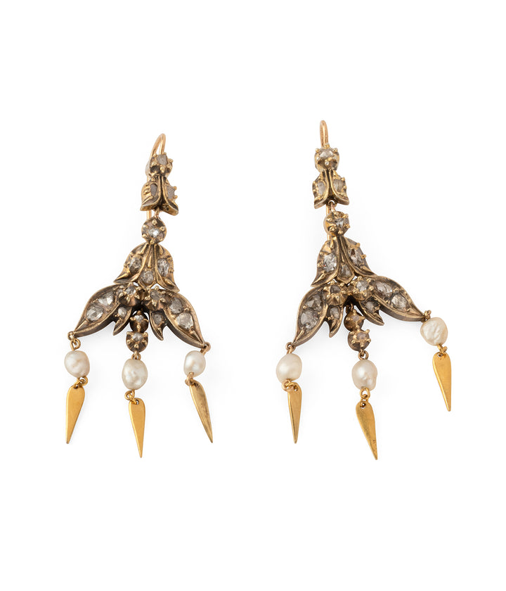 Boucles-oreilles-anciennes-diamants-perles-Pavak-Caillou-Paris