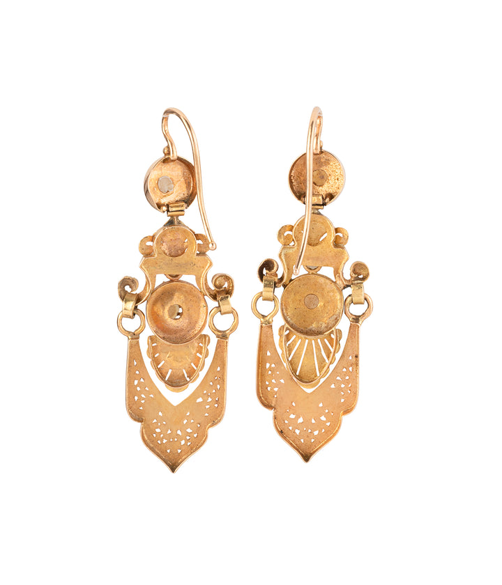 Boucles-oreilles-anciennes-or-18k-Premala-Caillou-Paris