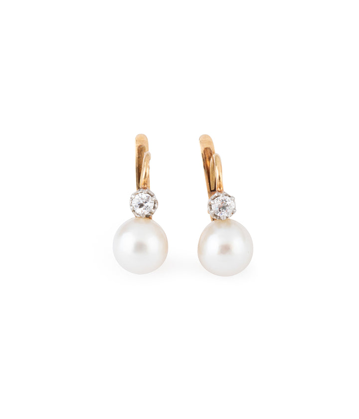 Boucles-oreilles-dormeuses-anciennes-perle-diamants-Laem-Caillou-Paris