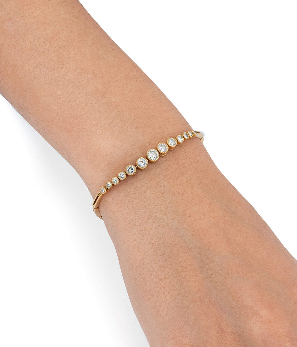 Bracelet ancien en diamants "Hestia" porter - Caillou Paris 