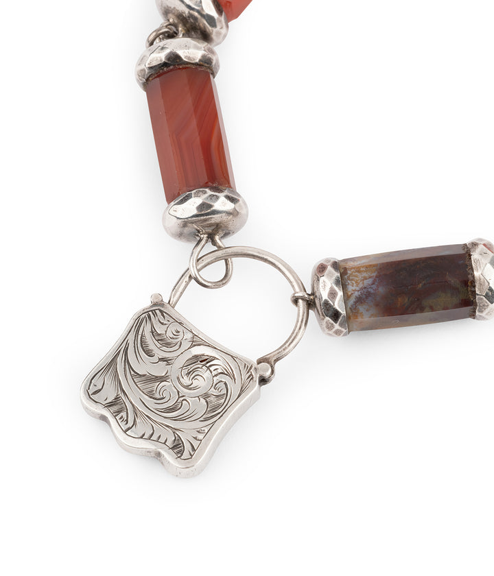 Bracelet-ancien-romantique-cadenas-Kacia