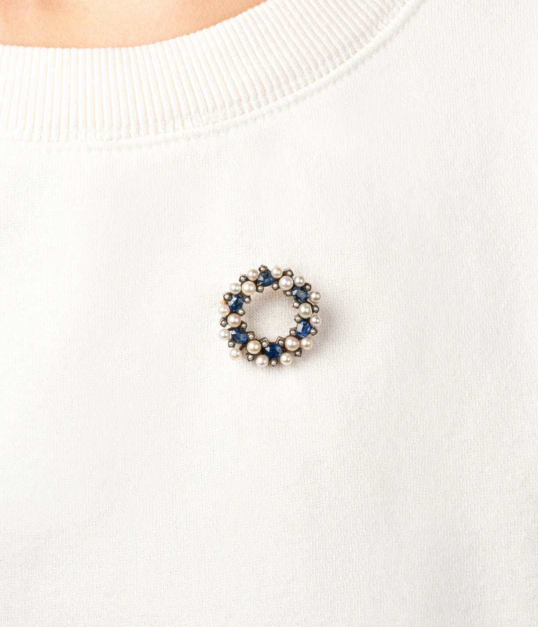 Broche-ancienne-saphirs-perles-Joska