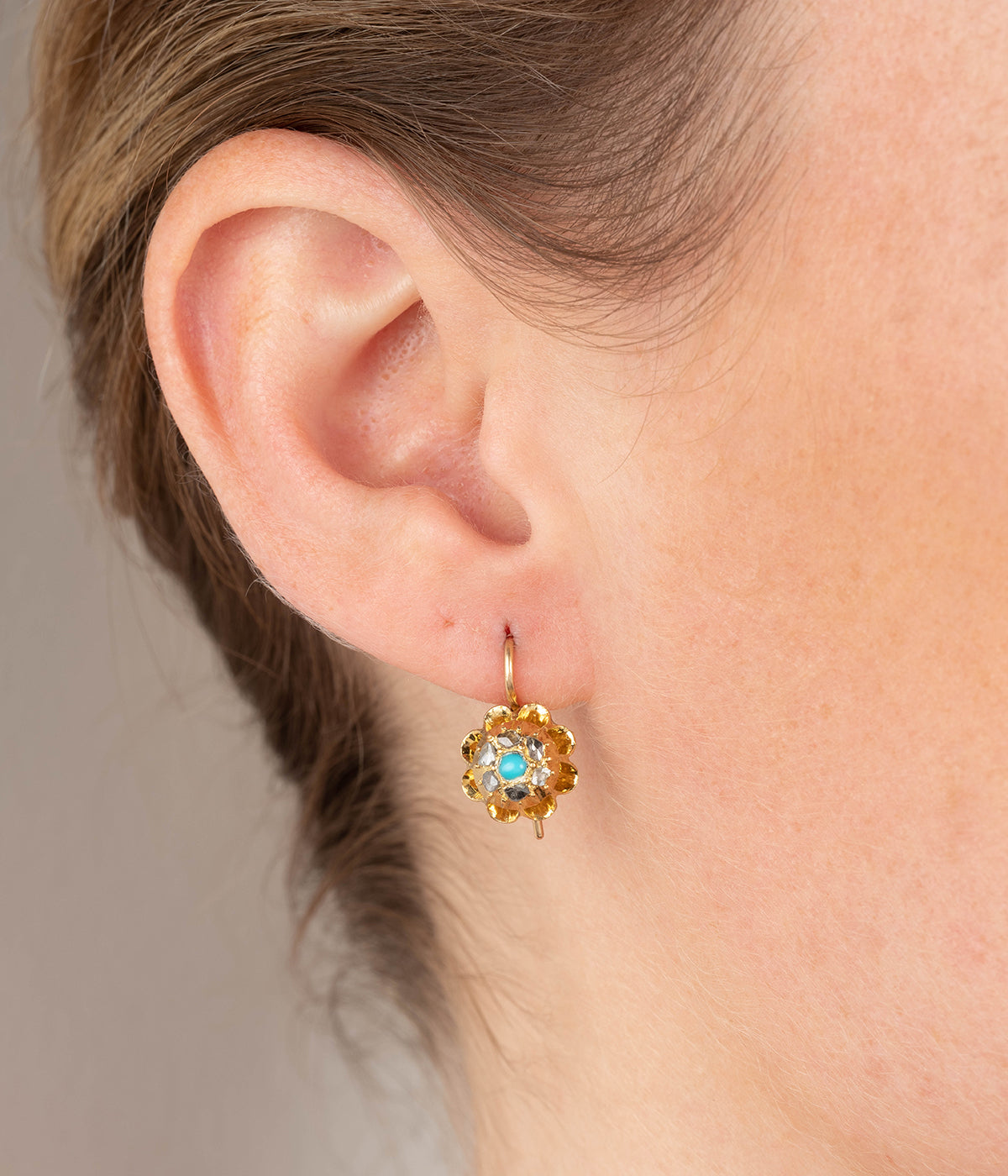 Caillou Paris Boucle Oreille Turquoise Et Diamants Eigra porter 