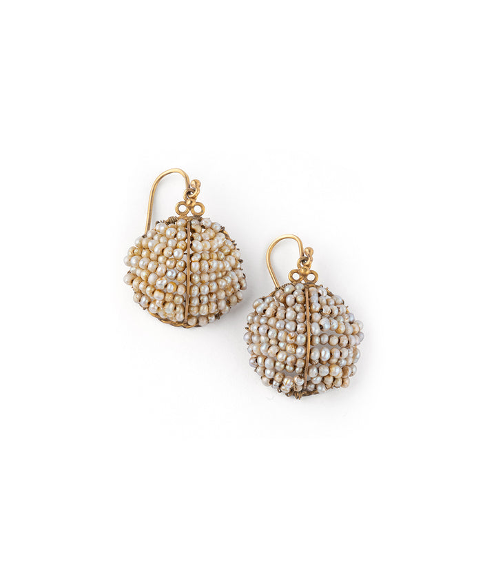 Caillou Paris - Boucles d’oreilles anciennes perles “Hetta” details