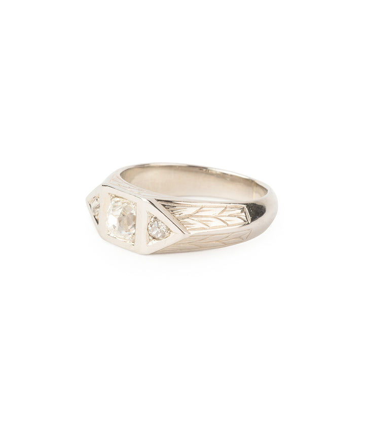 Chevaliere-Art-deco-or-blanc-diamant-Milla