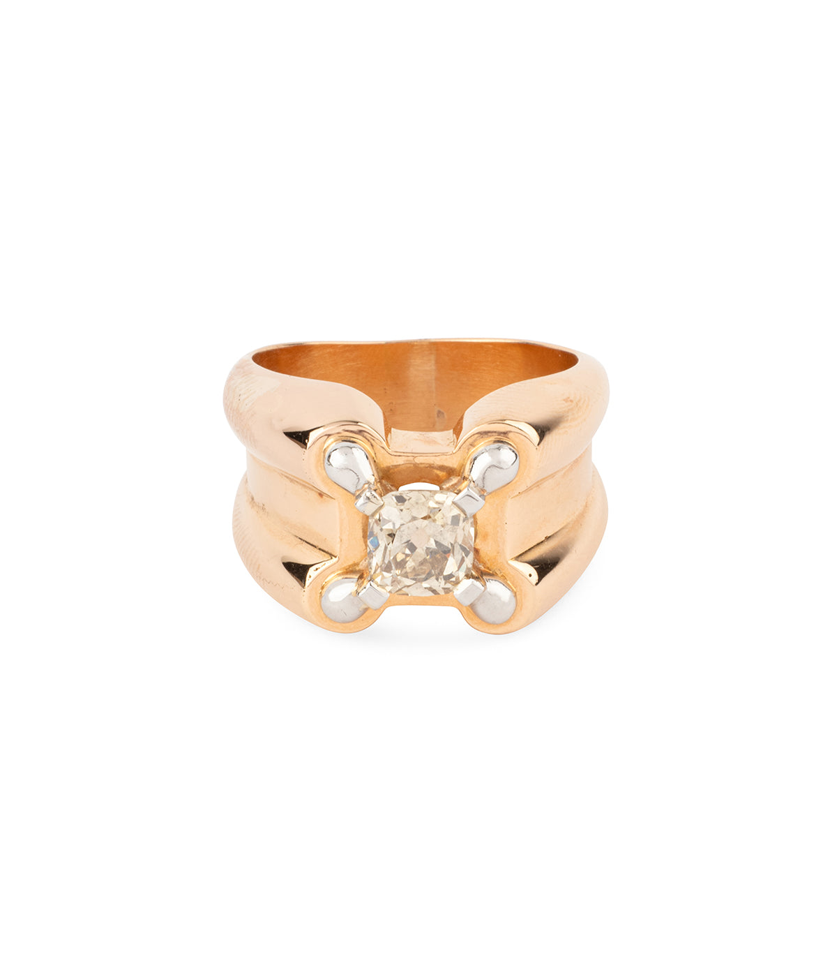 Chevaliere-ancienne-diamant-or-rose-Driss-Caillou-Paris