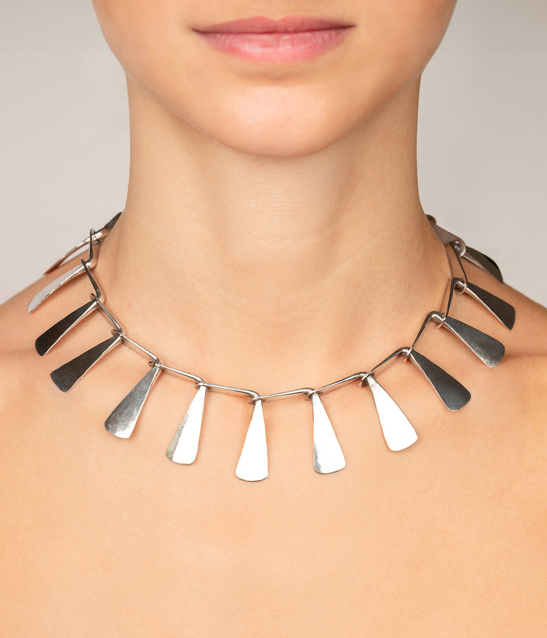 Collier-ancien-argent-Egon