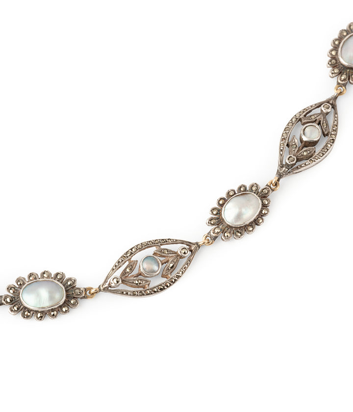 Collier-ancien-or-nacre-Dipti