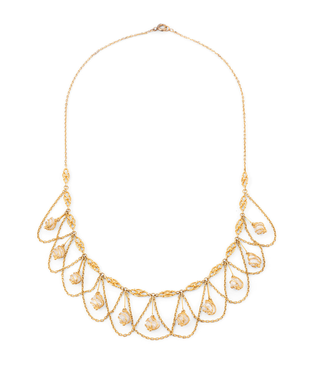 Collier multirangs en péridot olivine et camée de sardoine Collier multirangs en péridot olivine et camée de sardoine