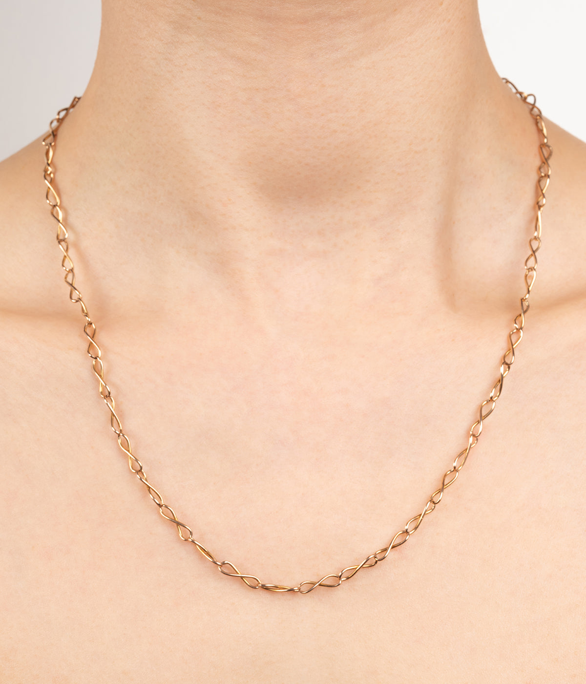 Collier ancien en or rose "Bru" - Caillou Paris