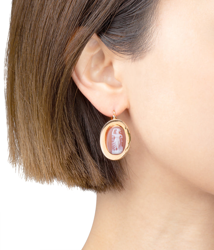 Dormeuses-anciennes-camee-agate-Einia-Caillou-Paris